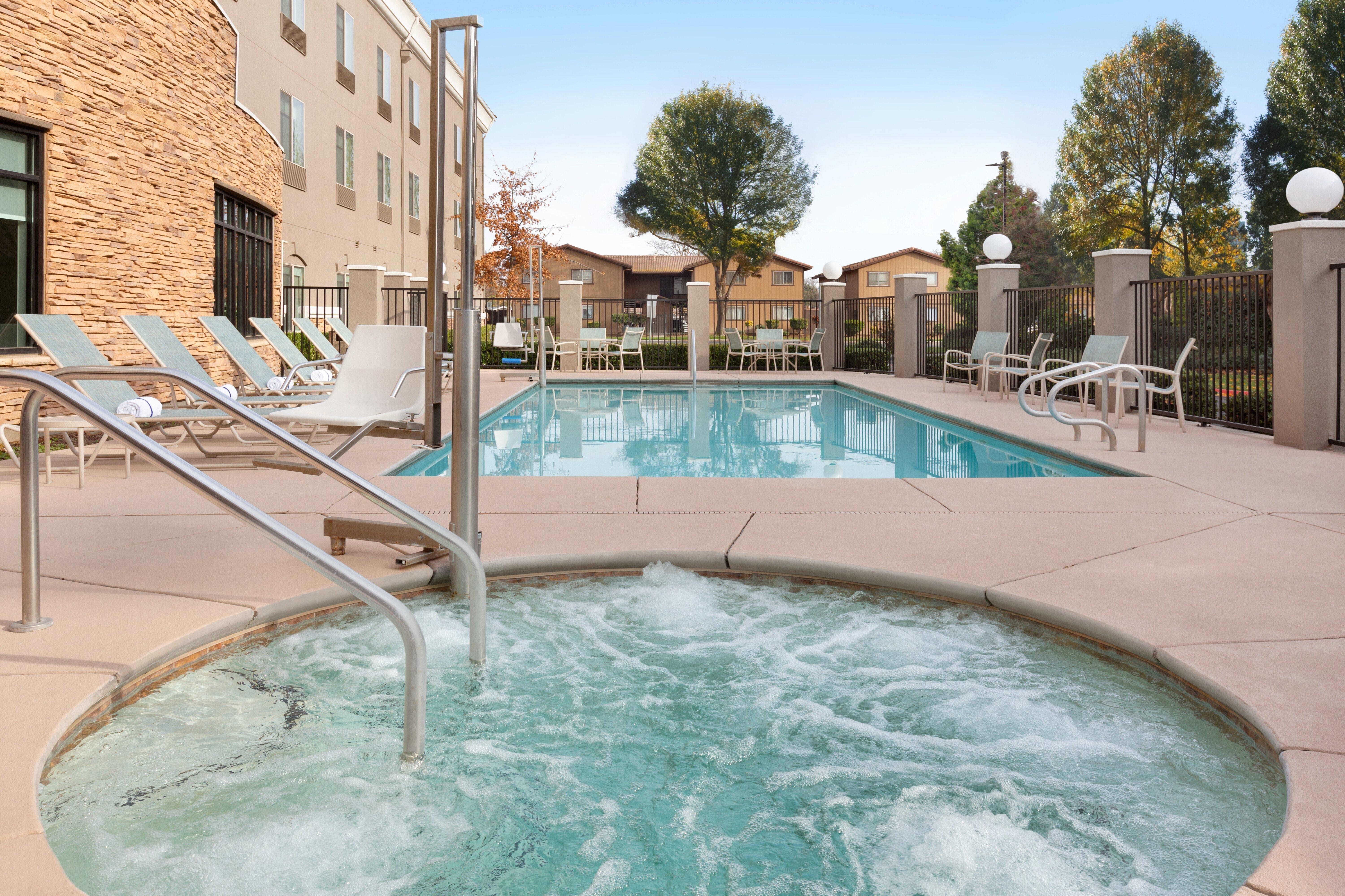 Holiday Inn Express & Suites Merced - Yosemite Natl Pk Area By Ihg Экстерьер фото