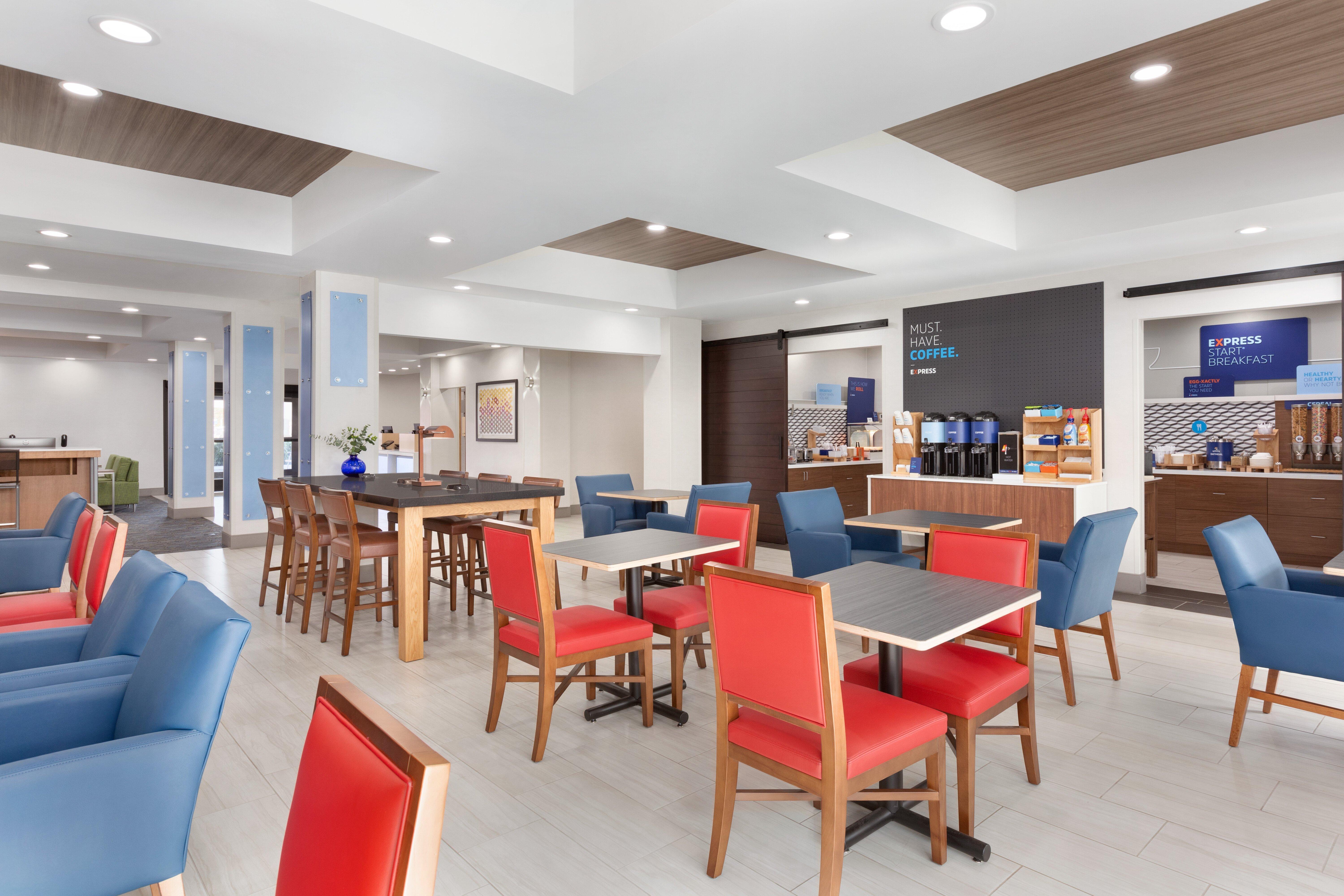 Holiday Inn Express & Suites Merced - Yosemite Natl Pk Area By Ihg Экстерьер фото